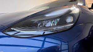 https://ecopearth.com/tesla-matrix-headlights-vs-old-headlights-illuminating-the-future-of-automotive-lighting/